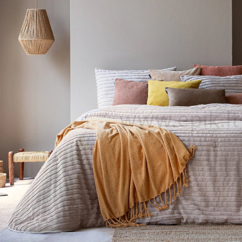 Prabangi lovatiesė "Brisa Beige", smėlinės spalvos